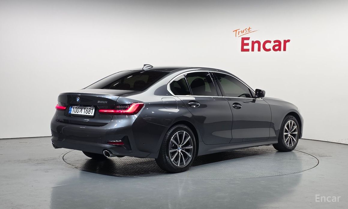 2022 BMW 3 серии VII (G2x) 320i с пробегом 71 652 км
