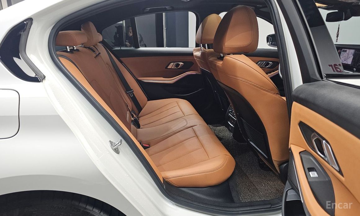 2022 BMW 3 серии VII (G2x) 320i M Sport с пробегом 34 101 км