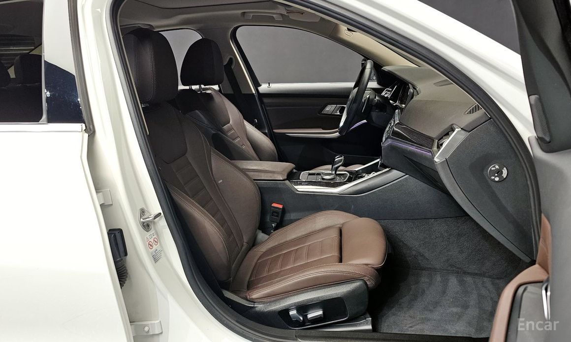2022 BMW 3 серии VII (G2x) 320i Luxury с пробегом 25 351 км