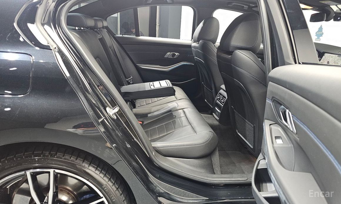 2022 BMW 3 серии VII (G2x) 330e M Sport с пробегом 46 156 км