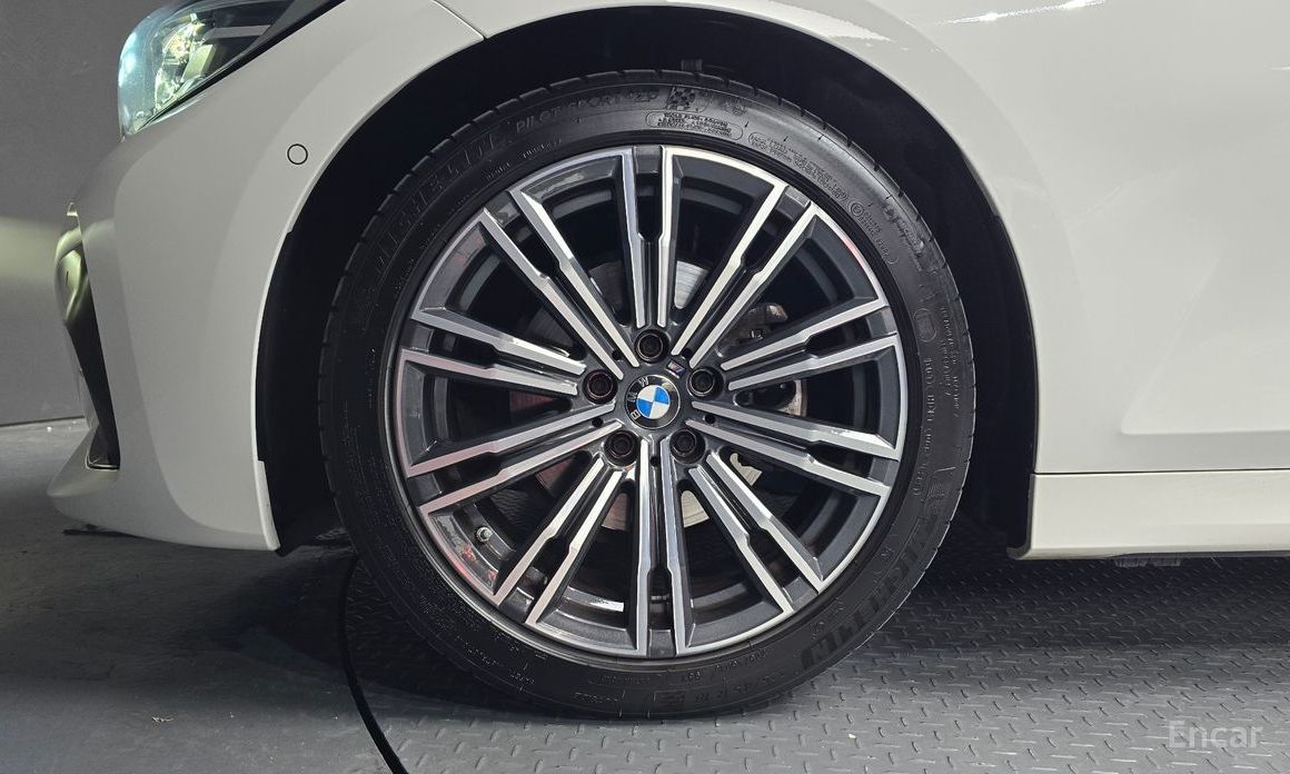 2021 BMW 3 серии VII (G2x) 320i M Sport с пробегом 77 894 км