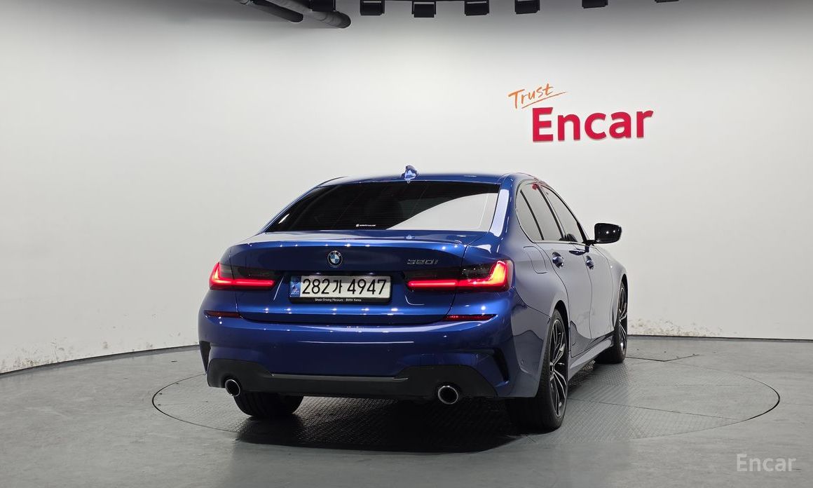 2022 BMW 3 серии VII (G2x) 320i M Sport с пробегом 14 351 км