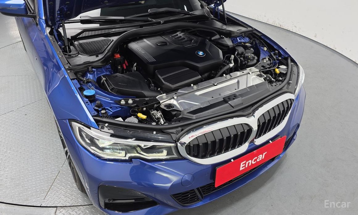 2022 BMW 3 серии VII (G2x) 320i M Sport с пробегом 14 351 км
