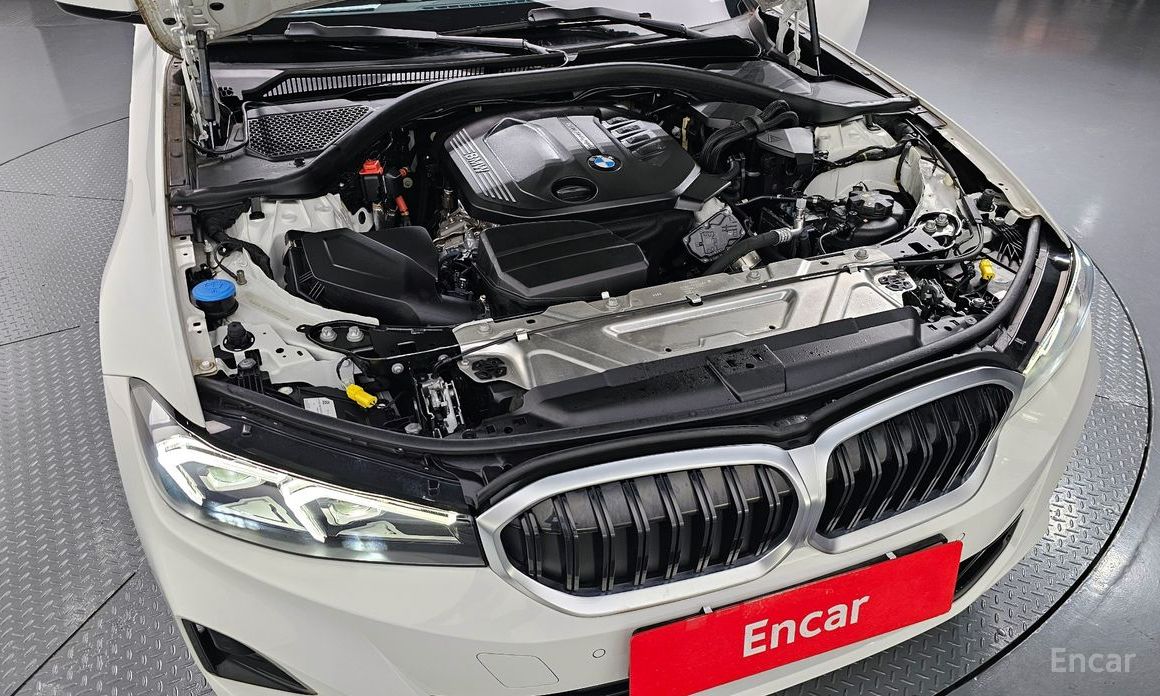 2023 BMW 3 серии VII (G2x) 320d Touring с пробегом 16 958 км