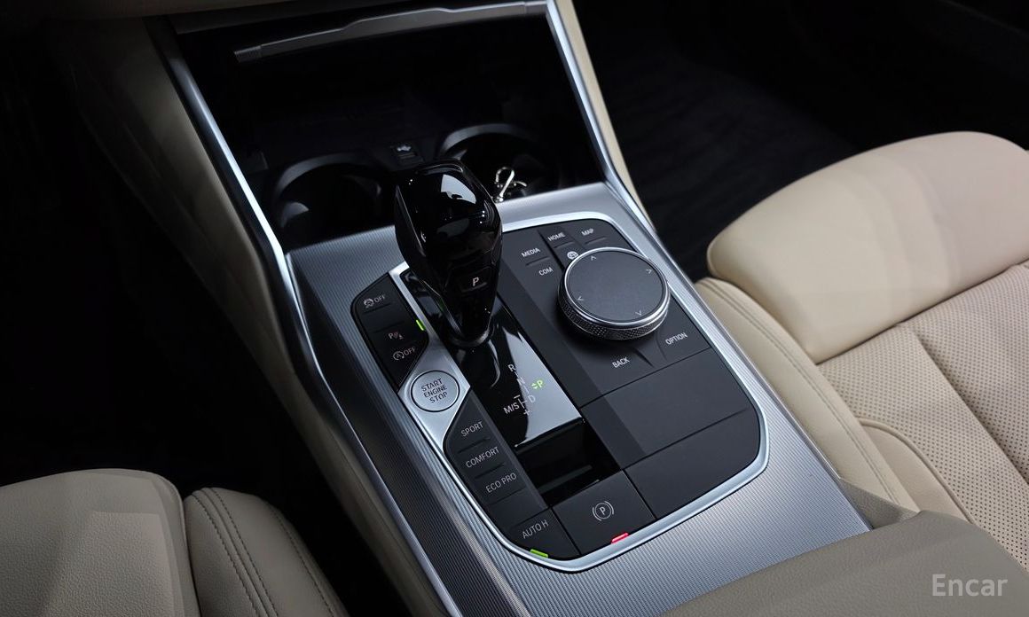 2022 BMW 3 серии VII (G2x) 320i M Sport с пробегом 14 351 км
