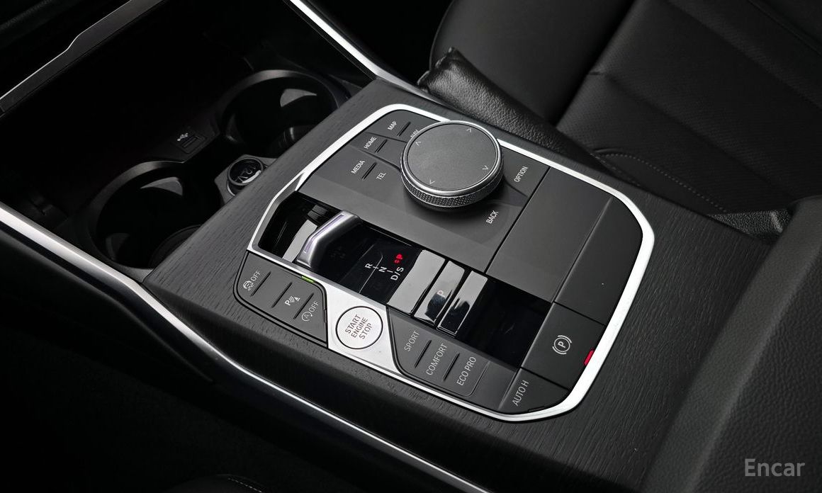 2023 BMW 3 серии VII (G2x) 320d Touring с пробегом 16 958 км