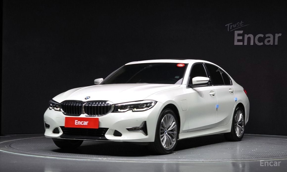 2021 BMW 3 серии VII (G2x) 330e Luxury с пробегом 47 989 км