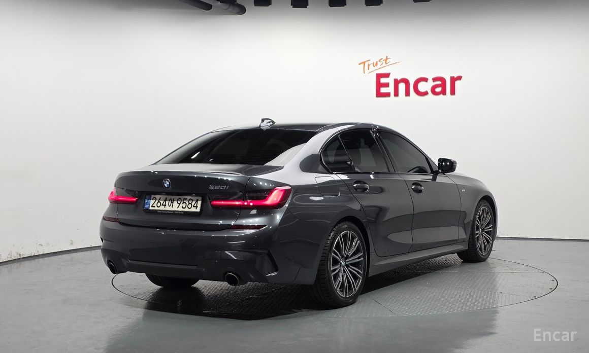 2021 BMW 3 серии VII (G2x) 320i M Sport с пробегом 46 075 км