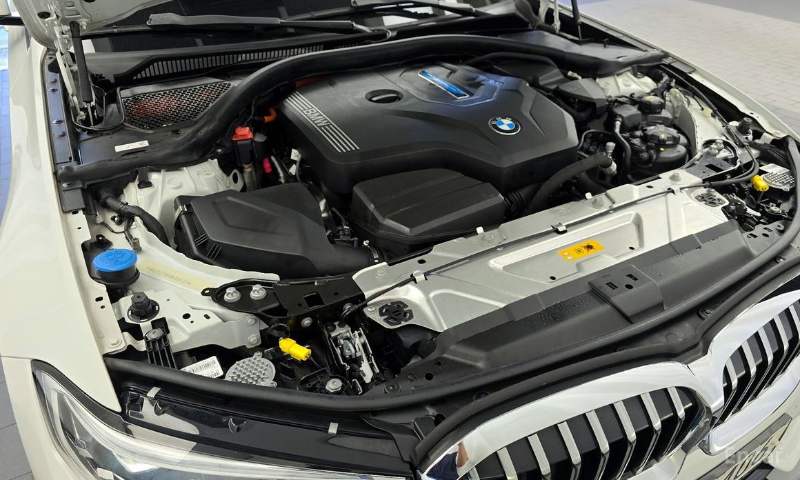 2021 BMW 3 серии VII (G2x) 330e Luxury с пробегом 47 989 км