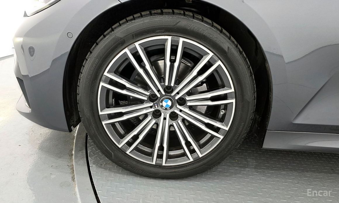 2021 BMW 3 серии VII (G2x) 320i M Sport с пробегом 46 075 км