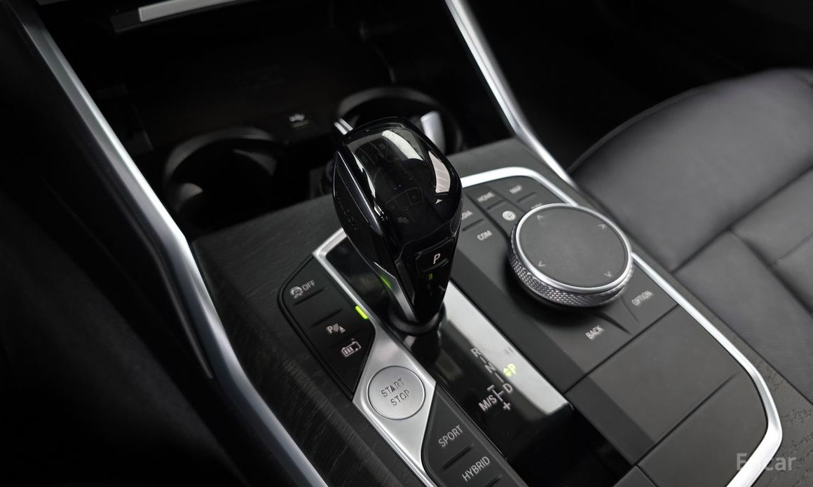 2021 BMW 3 серии VII (G2x) 330e Luxury с пробегом 47 989 км