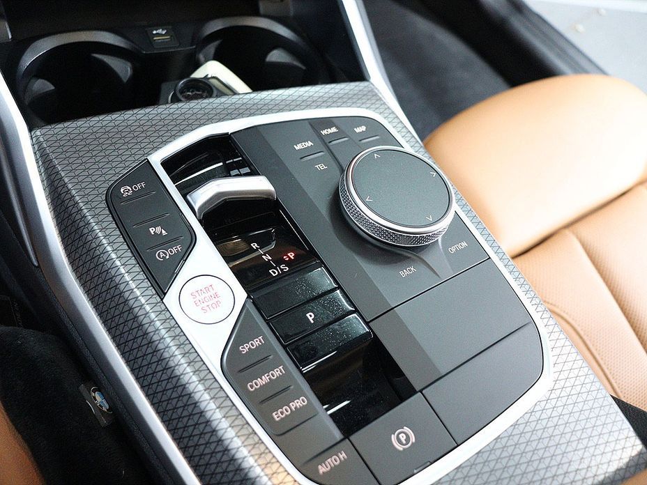 2023 BMW 3 серии VII (G2x) 320i M Sport с пробегом 23 936 км