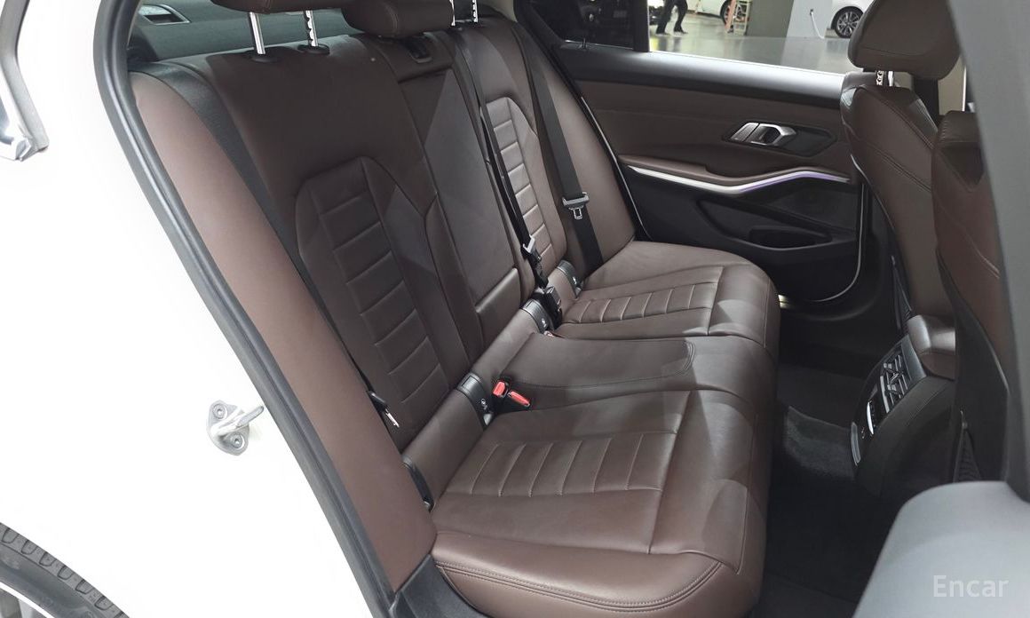 2022 BMW 3 серии VII (G2x) 320i Luxury с пробегом 65 312 км
