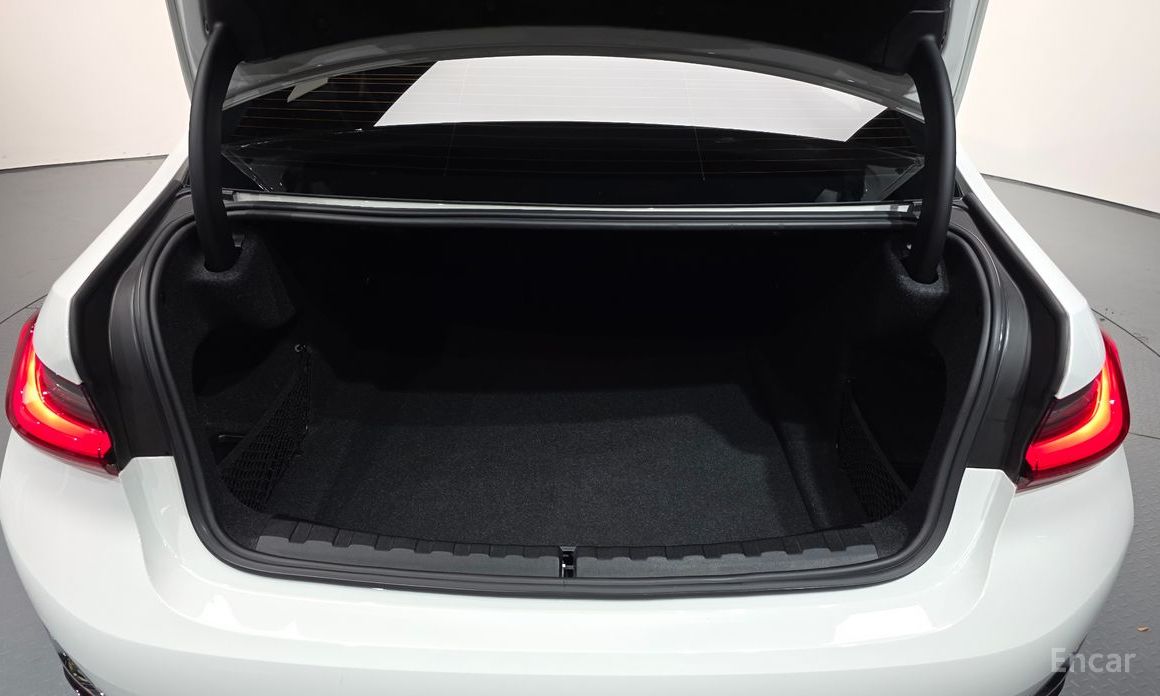2022 BMW 3 серии VII (G2x) 320i Luxury с пробегом 65 312 км