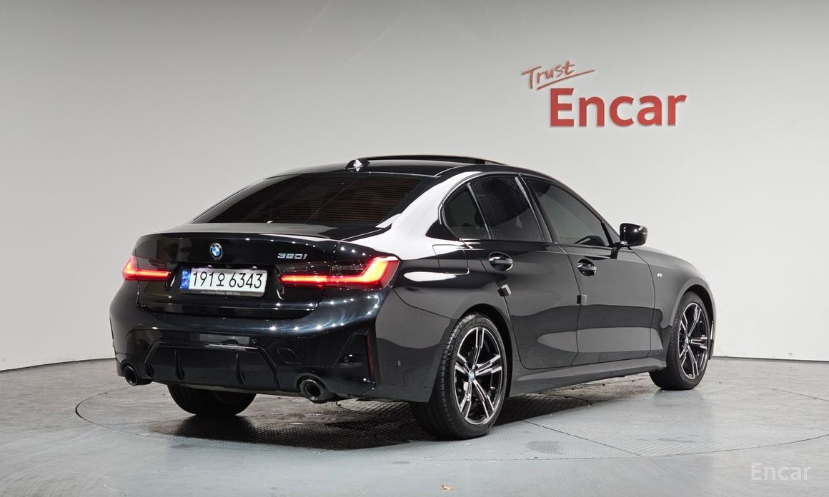 2023 BMW 3 серии VII (G2x) 320i M Sport с пробегом 43 726 км