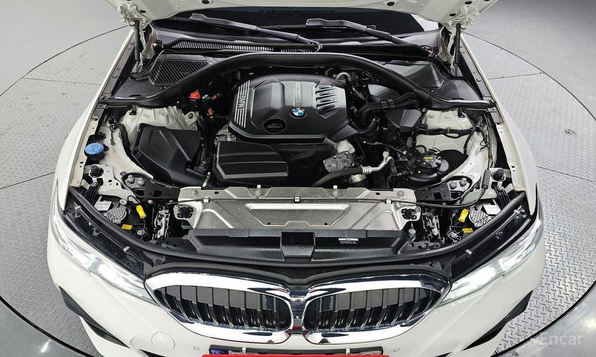 2022 BMW 3 серии VII (G2x) 320d Touring M Sport с пробегом 37 216 км