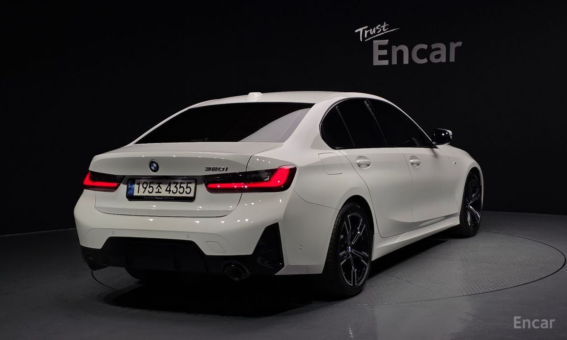 2023 BMW 3 серии VII (G2x) 320i M Sport с пробегом 20 008 км
