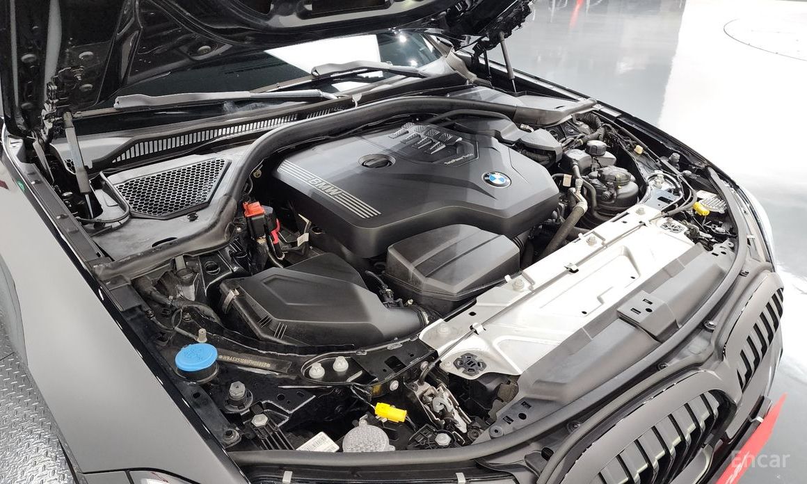 2022 BMW 3 серии VII (G2x) 320i M Sport с пробегом 49 206 км