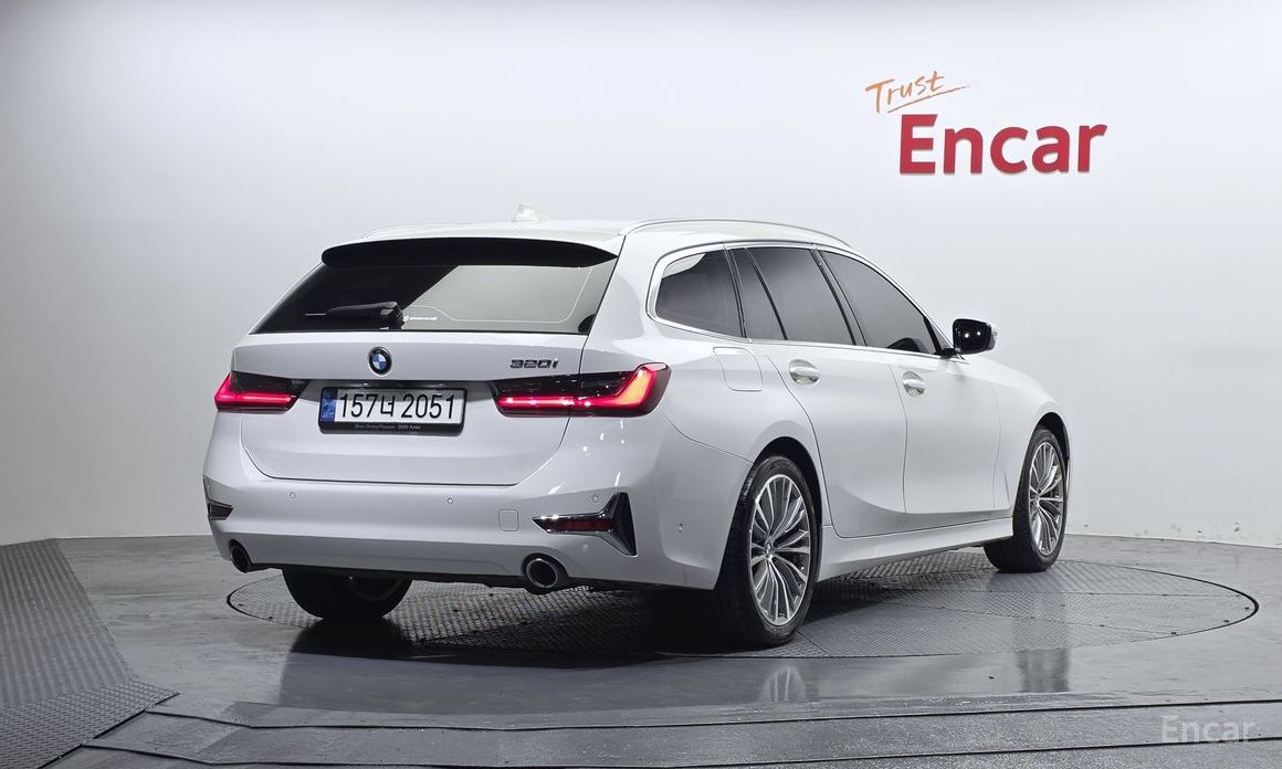 2021 BMW 3 серии VII (G2x) 320i Touring Luxury с пробегом 61 013 км