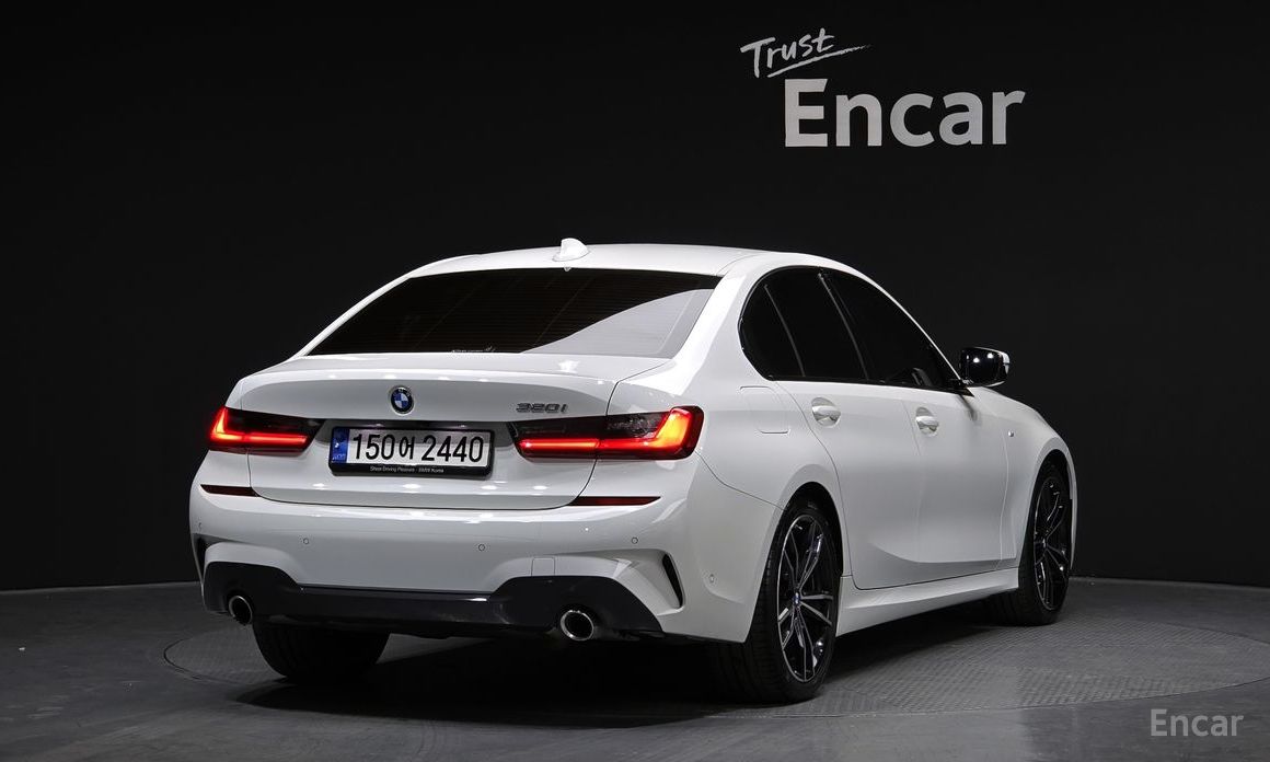 2022 BMW 3 серии VII (G2x) 320i M Sport с пробегом 35 391 км