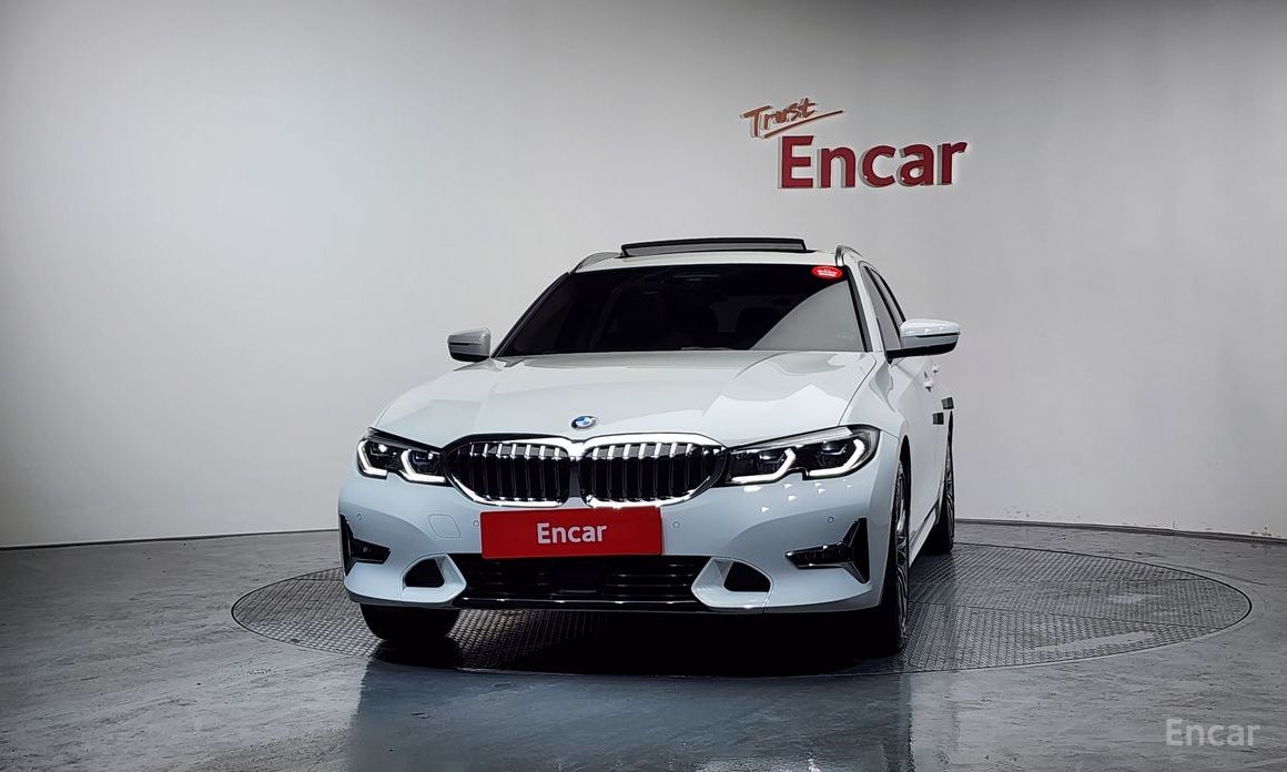 2022 BMW 3 серии VII (G2x) 320i Touring Luxury с пробегом 34 597 км