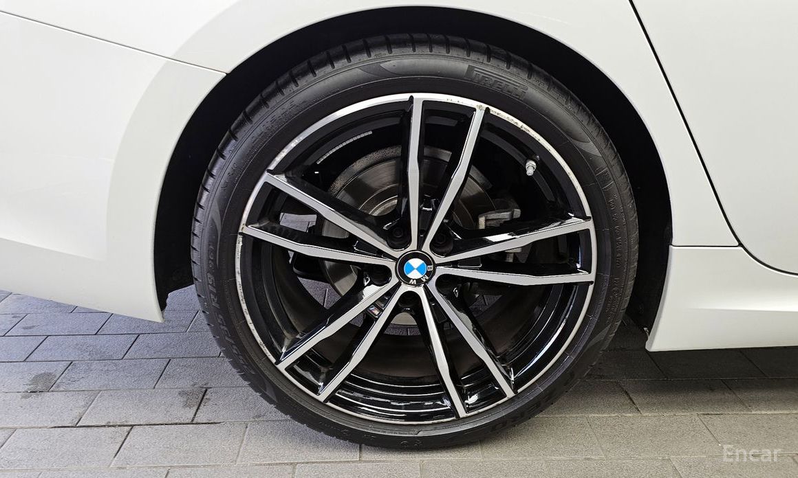 2022 BMW 3 серии VII (G2x) 320i M Sport с пробегом 20 496 км