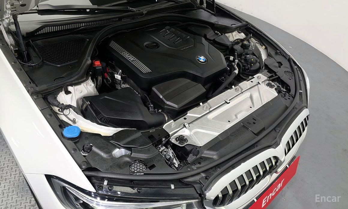 2021 BMW 3 серии VII (G2x) 320i Touring Luxury с пробегом 61 013 км