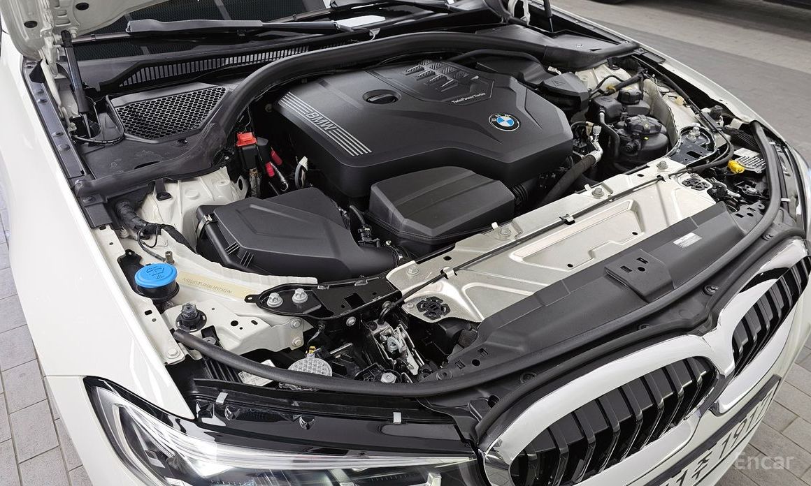 2022 BMW 3 серии VII (G2x) 320i M Sport с пробегом 20 496 км
