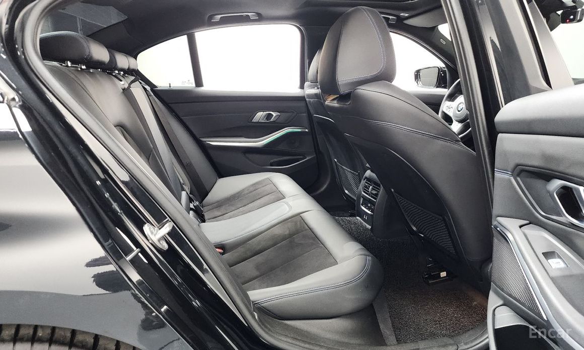 2022 BMW 3 серии VII (G2x) 320i M Sport с пробегом 49 206 км