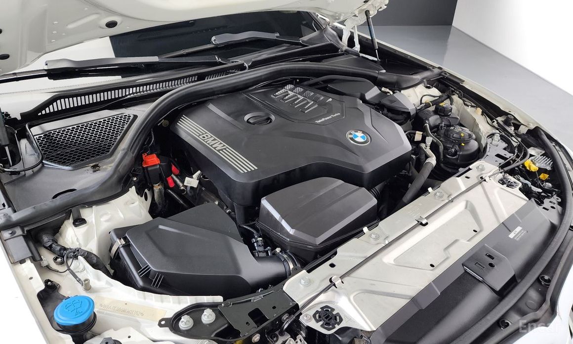 2022 BMW 3 серии VII (G2x) 320i Touring Luxury с пробегом 34 597 км