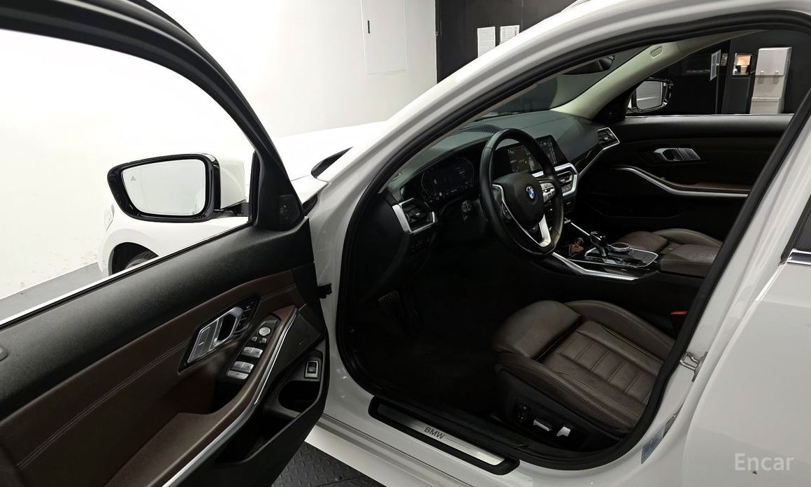 2021 BMW 3 серии VII (G2x) 320i Touring Luxury с пробегом 61 013 км