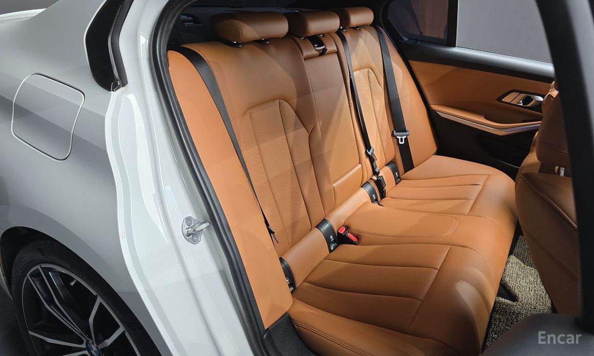 2022 BMW 3 серии VII (G2x) 320i M Sport с пробегом 35 391 км
