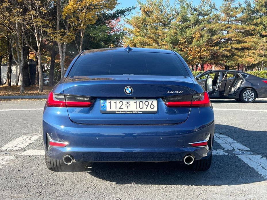 2022 BMW 3 серии VII (G2x) 320i Luxury с пробегом 39 011 км