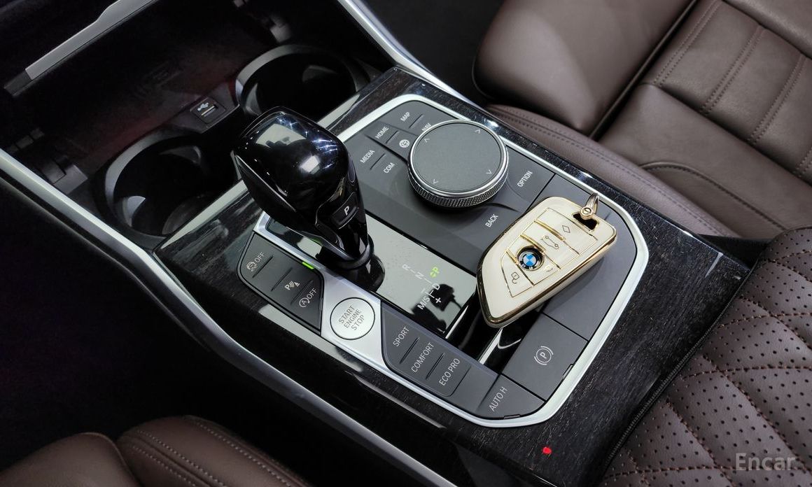 2022 BMW 3 серии VII (G2x) 320d Touring Luxury с пробегом 49 141 км