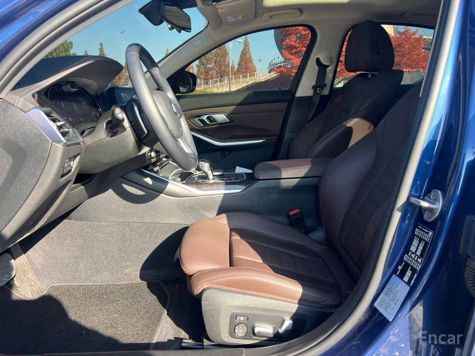 2022 BMW 3 серии VII (G2x) 320i Luxury с пробегом 39 011 км