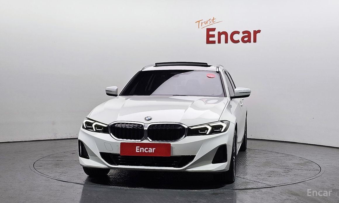 2023 BMW 3 серии VII (G2x) 320i Touring с пробегом 33 920 км