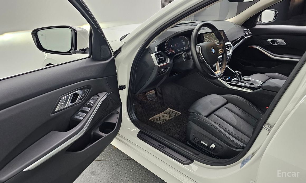 2021 BMW 3 серии VII (G2x) 320i с пробегом 24 681 км