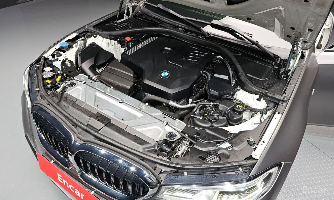 2022 BMW 3 серии VII (G2x) 320i Touring M Sports с пробегом 65 020 км