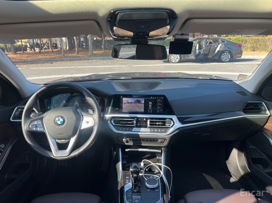 2022 BMW 3 серии VII (G2x) 320i Luxury с пробегом 39 011 км