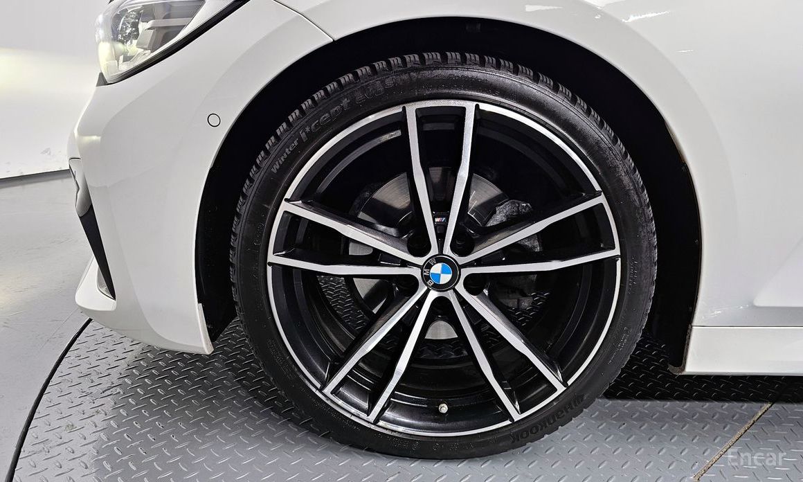 2022 BMW 3 серии VII (G2x) 320i M Sport с пробегом 43 058 км