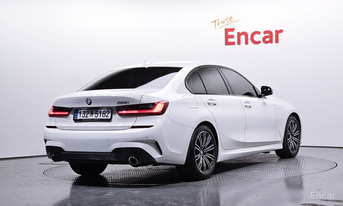 2022 BMW 3 серии VII (G2x) 320i M Sport с пробегом 42 687 км