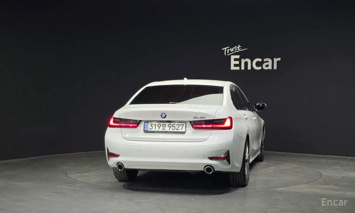 2022 BMW 3 серии VII (G2x) 320i Luxury с пробегом 23 237 км