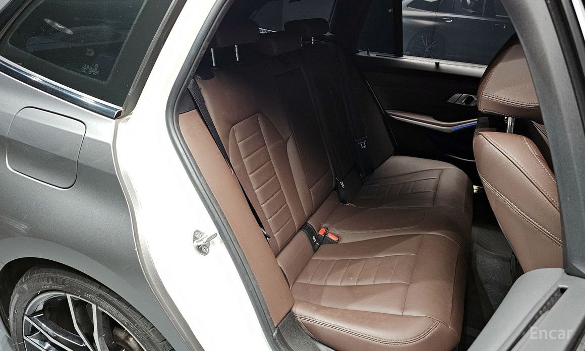 2022 BMW 3 серии VII (G2x) 320i Touring M Sports с пробегом 65 020 км