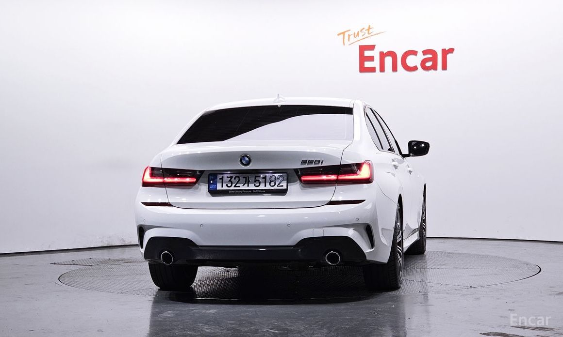 2022 BMW 3 серии VII (G2x) 320i M Sport с пробегом 42 687 км