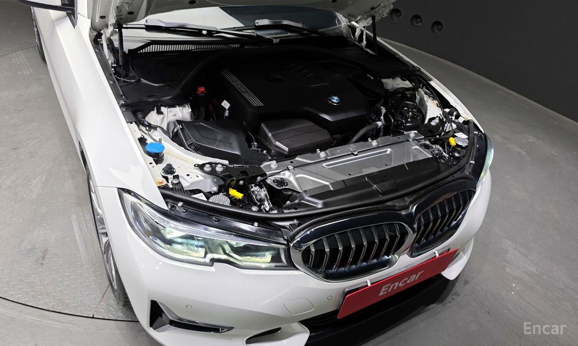 2022 BMW 3 серии VII (G2x) 320i Luxury с пробегом 23 237 км