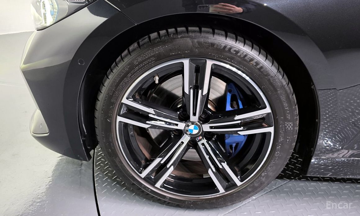 2023 BMW 3 серии VII (G2x) 320i M Sport с пробегом 6 968 км
