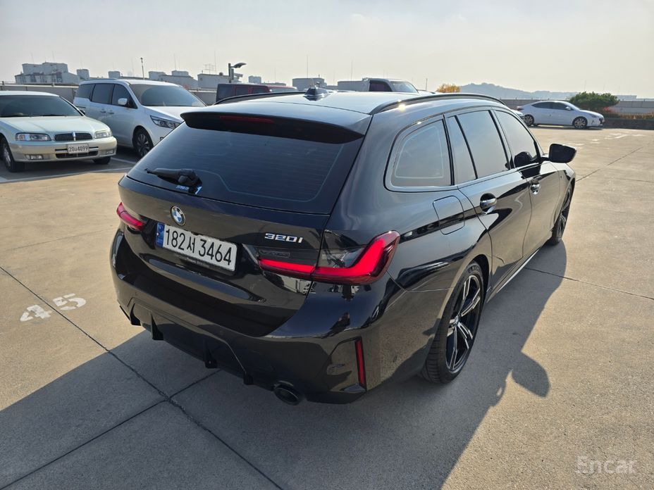 2023 BMW 3 серии VII (G2x) 320i Touring M Sports с пробегом 31 244 км