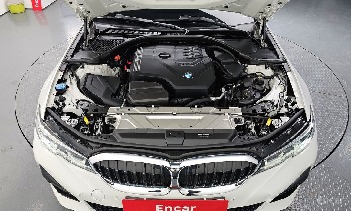 2022 BMW 3 серии VII (G2x) 320i M Sport с пробегом 42 687 км