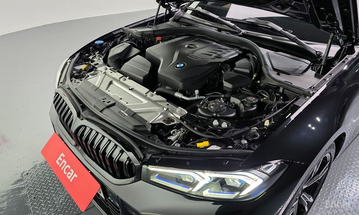 2023 BMW 3 серии VII (G2x) 320i M Sport с пробегом 6 968 км