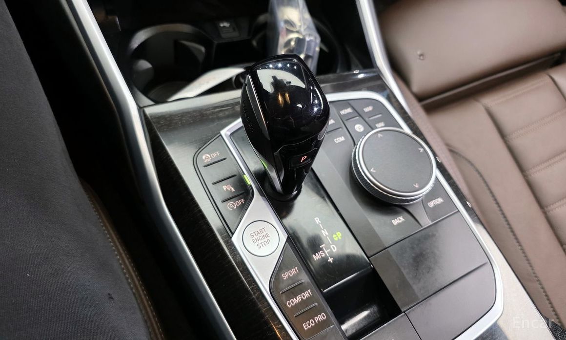 2022 BMW 3 серии VII (G2x) 320i Luxury с пробегом 23 237 км